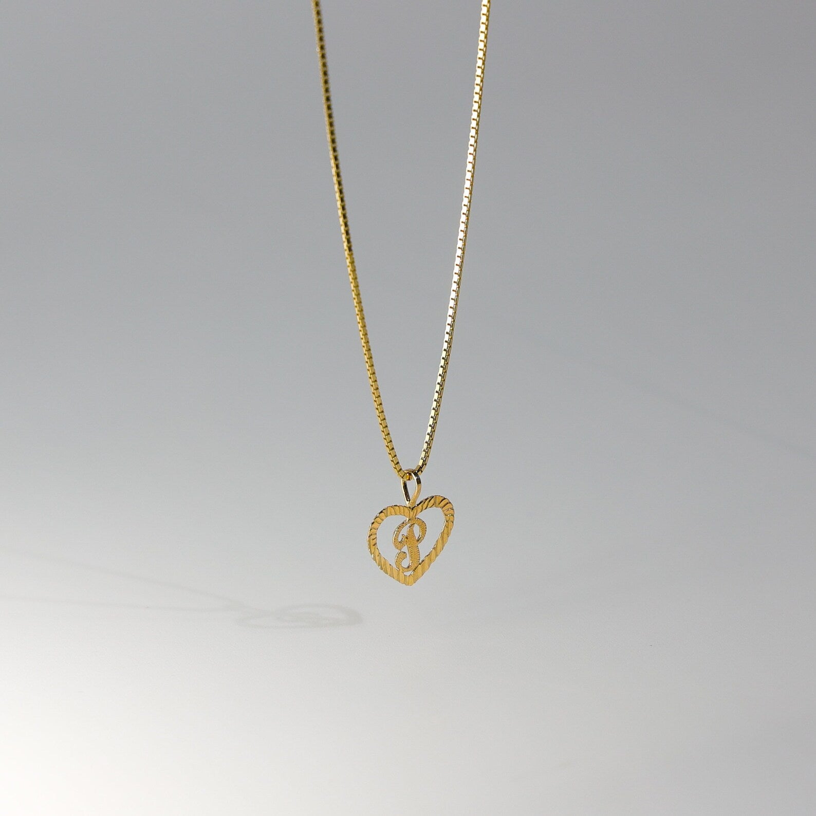 Gold Heart-Shaped Letter P Pendant | A-Z Pendants - Charlie & Co. Jewelry