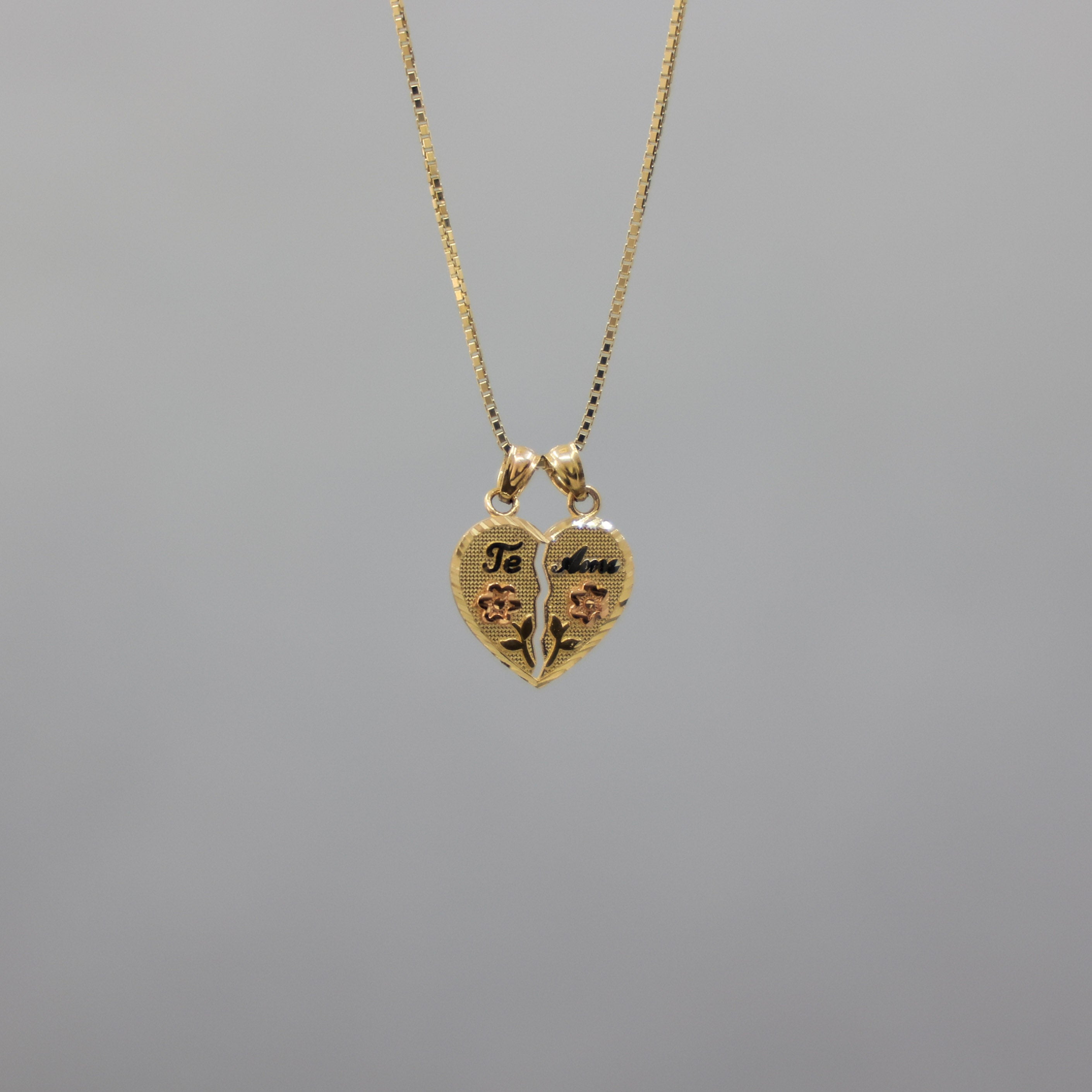 Te Amo Solid Gold Heart Pendant - Charlie & Co. Jewelry