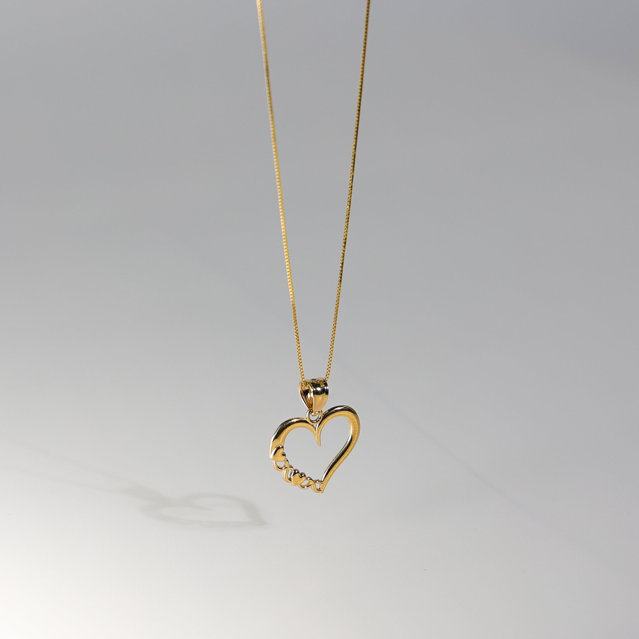 Gold Dainty Heart Pendant Model-1790 - Charlie & Co. Jewelry