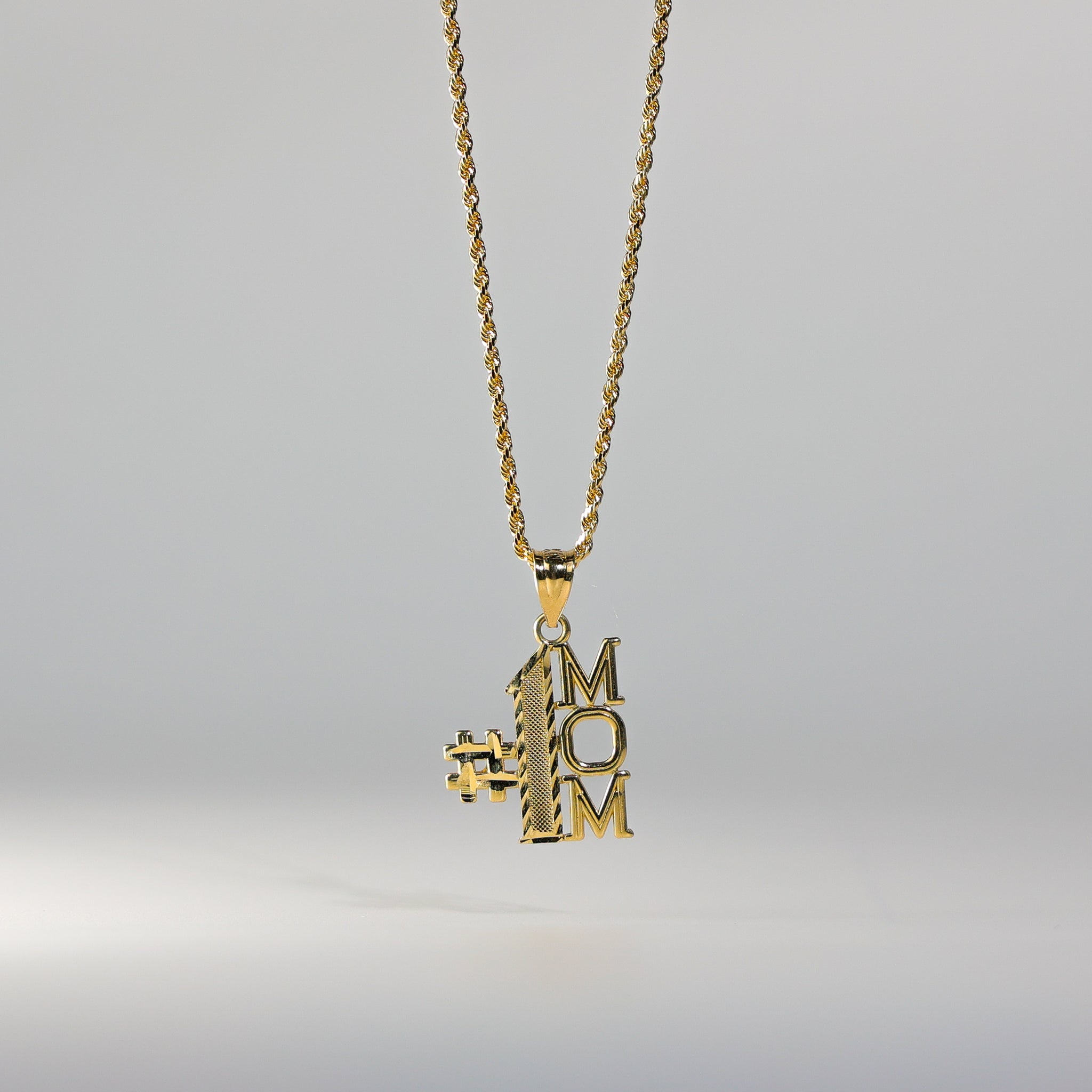 Gold #1 Mom Heart Pendant - Charlie & Co. Jewelry