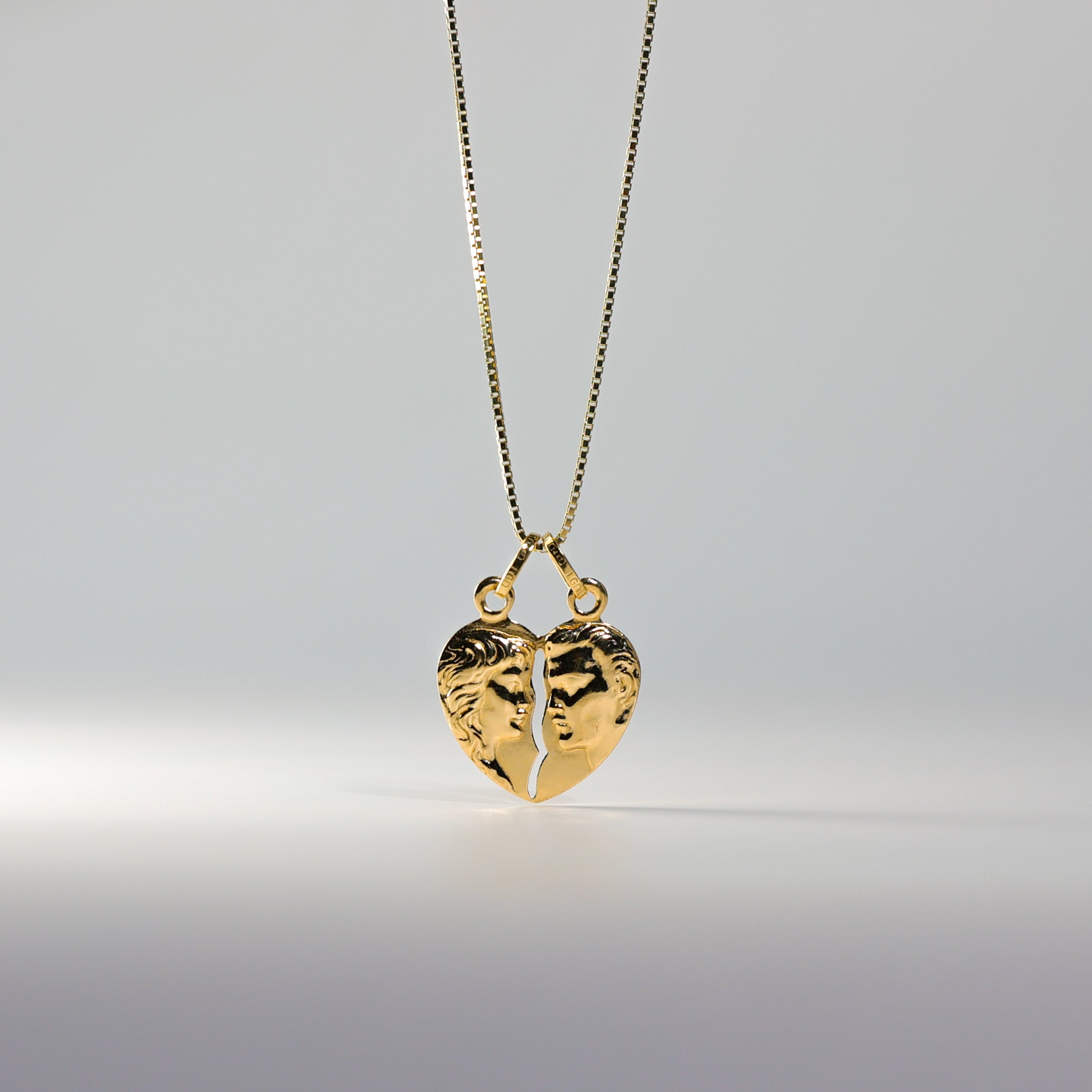 Dainty Gold Breakable Heart Pendant Model-443 - Charlie & Co. Jewelry