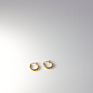 Gold Huggie Hoop Earrings 13MM Wide Model-ER143 - Charlie & Co. Jewelry