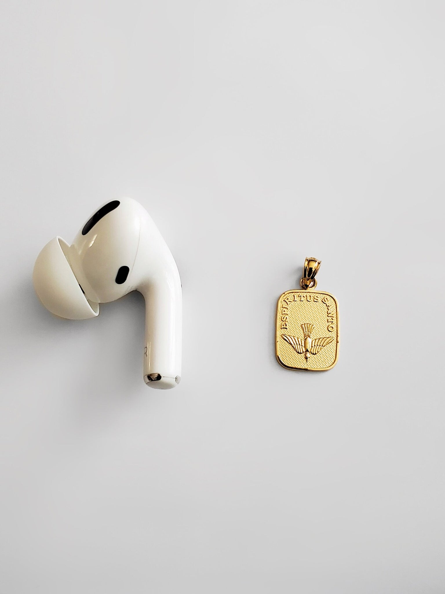 Gold Espiritu Santo Dove Pendant Model-0253 - Charlie & Co. Jewelry